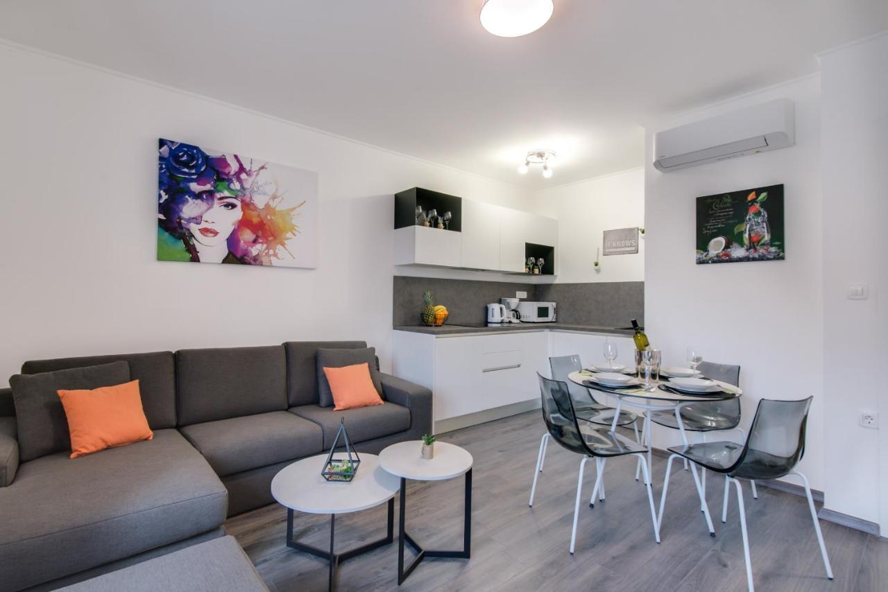 Apartments Sherri Рийека Екстериор снимка