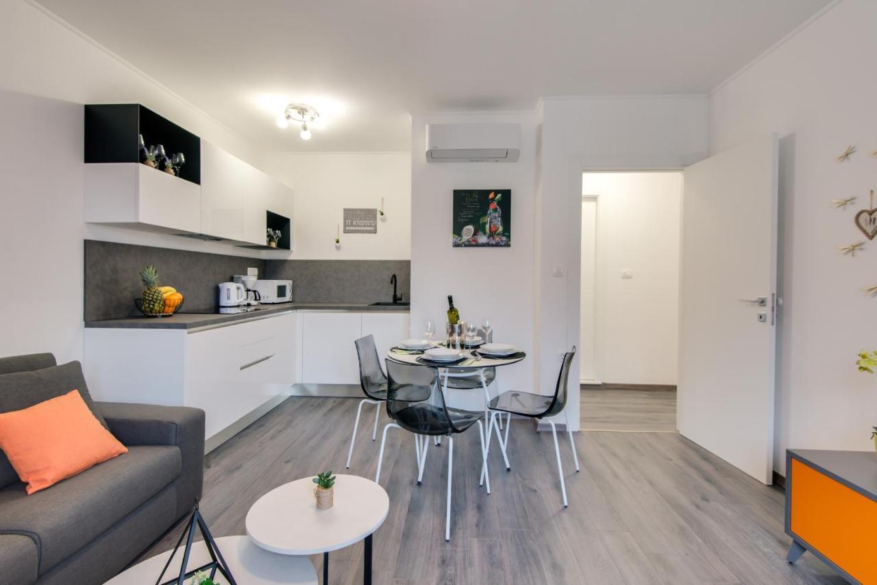 Apartments Sherri Рийека Екстериор снимка